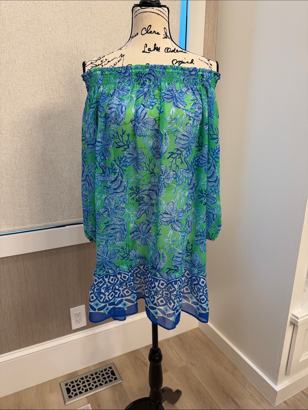 NWOT Lilly Pulitzer Green and Blue Floral Off-Shoulder Swim Coverup